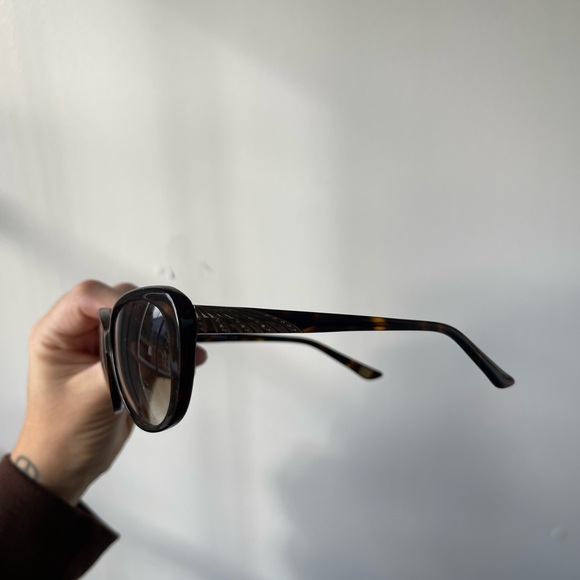 Vintage Saks on fifth Avenue sunglasses - Picture 4 of 9